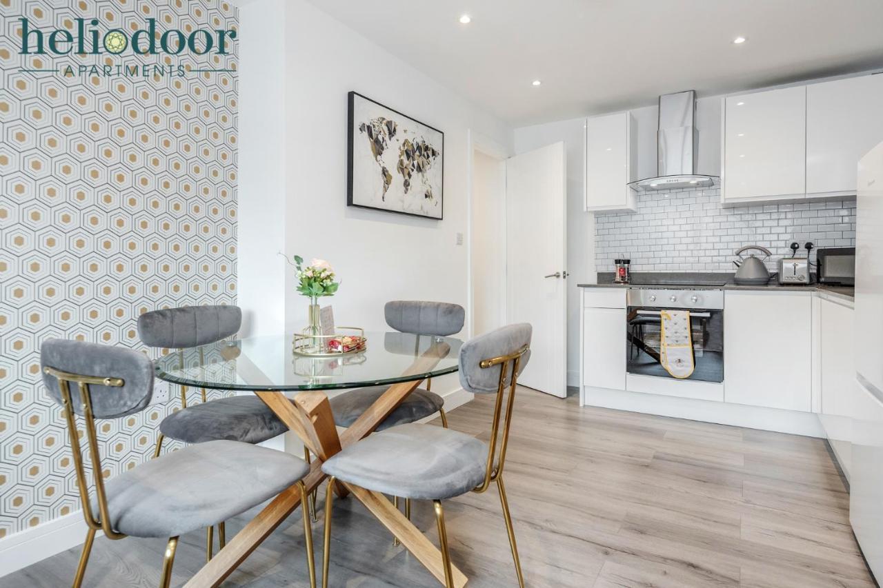 Milton Keynes Apartments, Sleeps Up To 5, Free Parking, Free Wifi & Movies, 7 Mins Drive To Milton Keynes Central Station For Direct Trains To London & The North 외부 사진