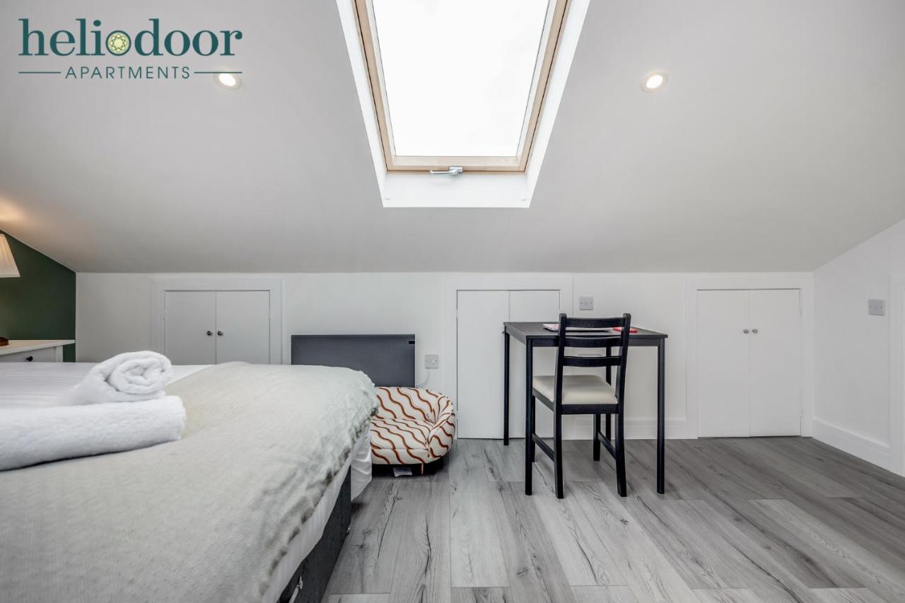 Milton Keynes Apartments, Sleeps Up To 5, Free Parking, Free Wifi & Movies, 7 Mins Drive To Milton Keynes Central Station For Direct Trains To London & The North 외부 사진